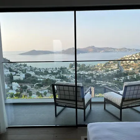Luxury With Stunning View Hotel *