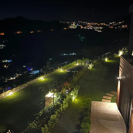 Luxury With Stunning View Hotell